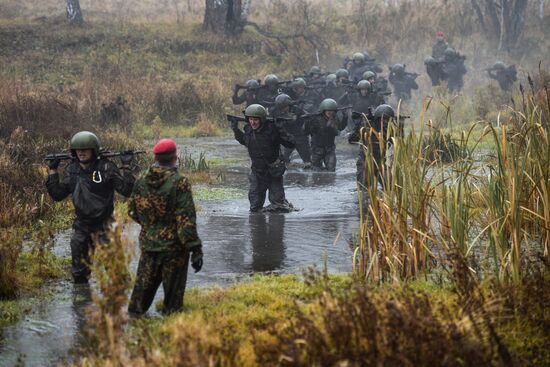 Test for right to wear crimson and green beret