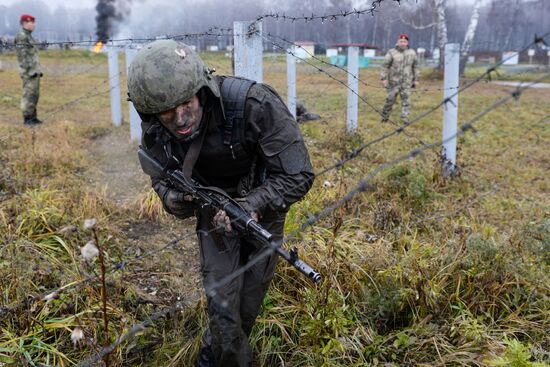 Test for right to wear crimson and green beret