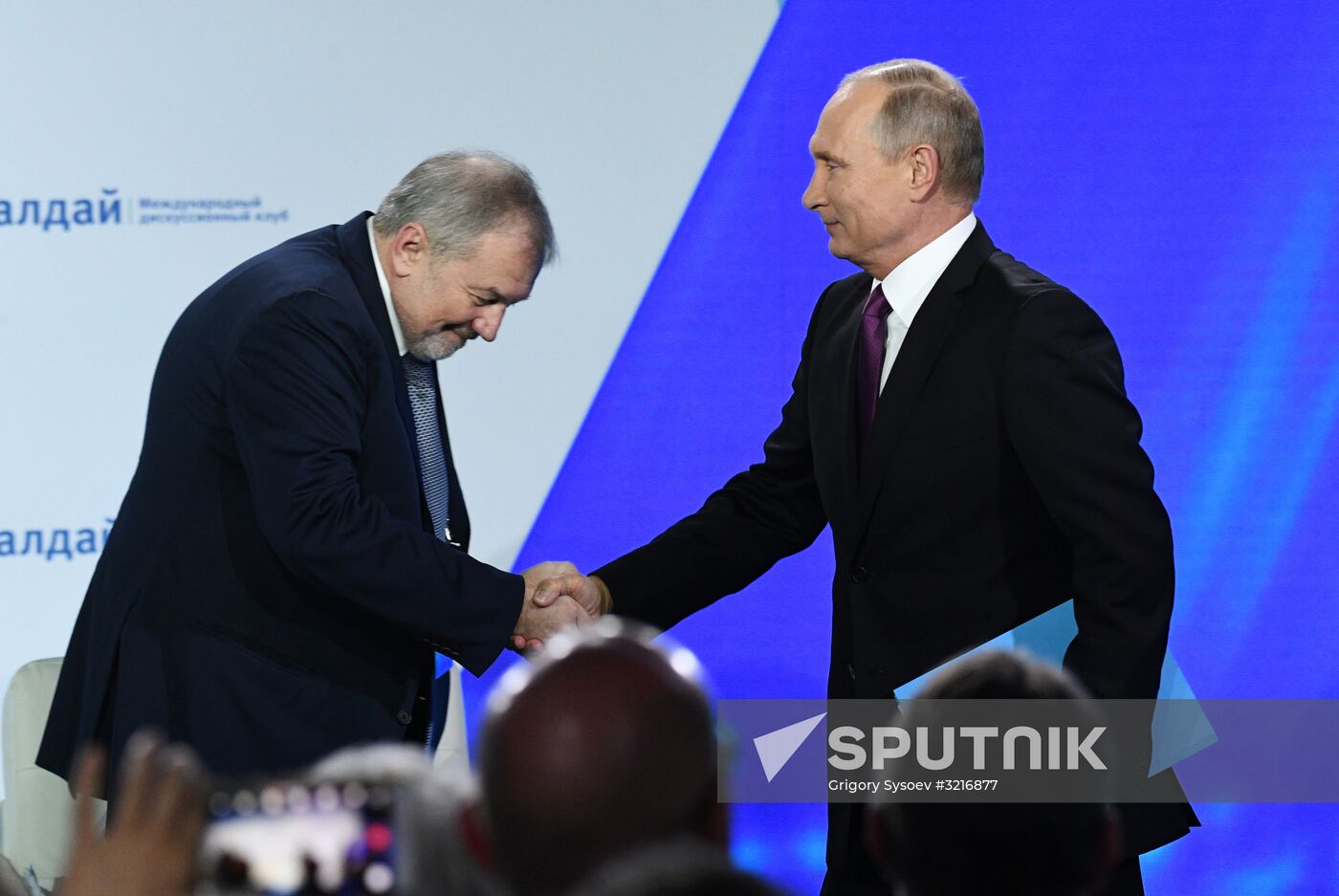 Russian President Vladimir Putin takes part in final plenary session of Valdai International Discussion Club meeting