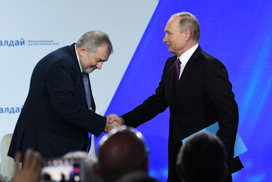 Russian President Vladimir Putin takes part in final plenary session of Valdai International Discussion Club meeting