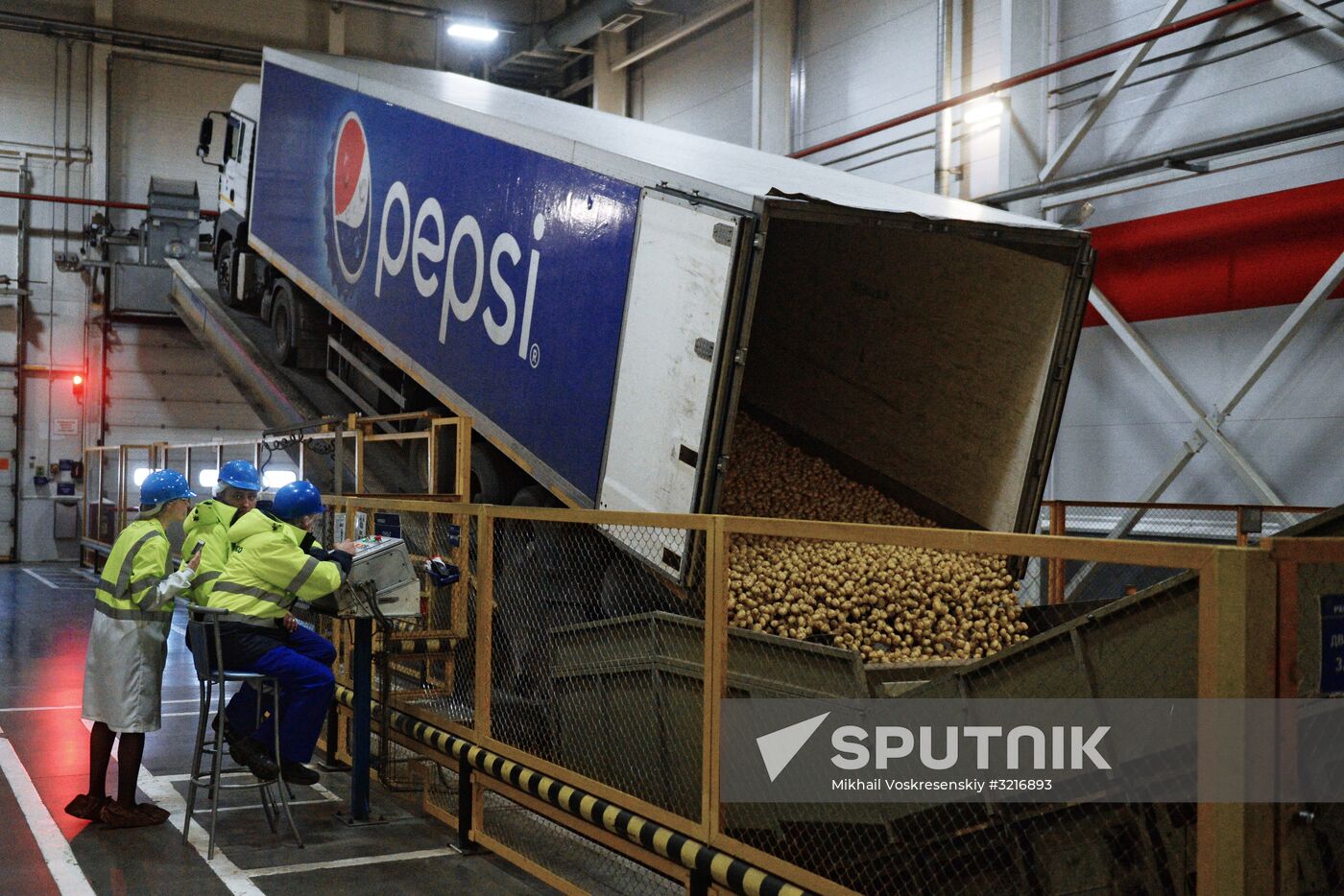 New snack production line opens at PepsiCo plant