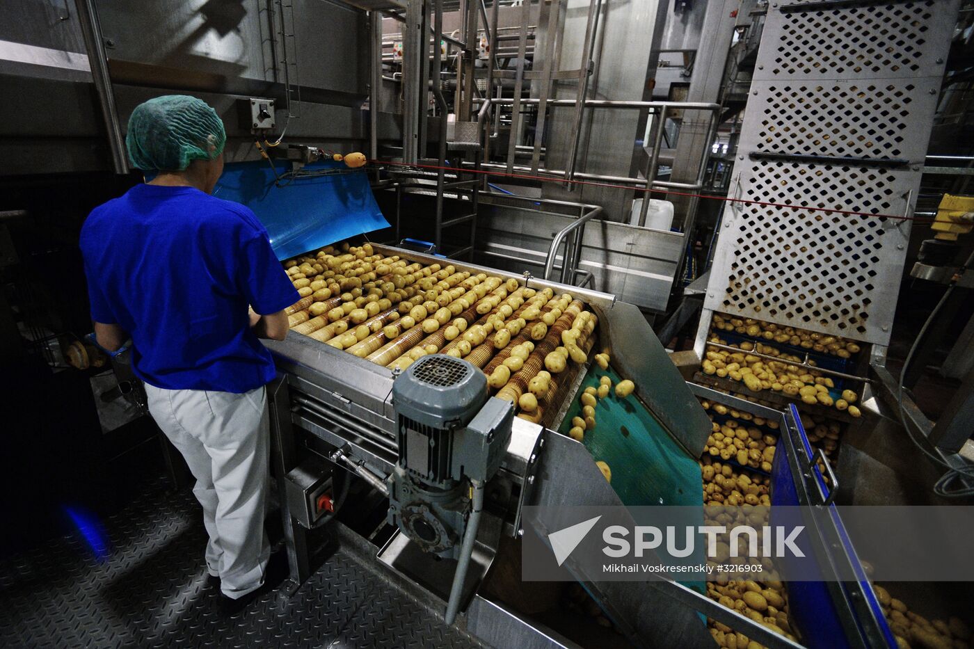 New snack production line opens at PepsiCo plant