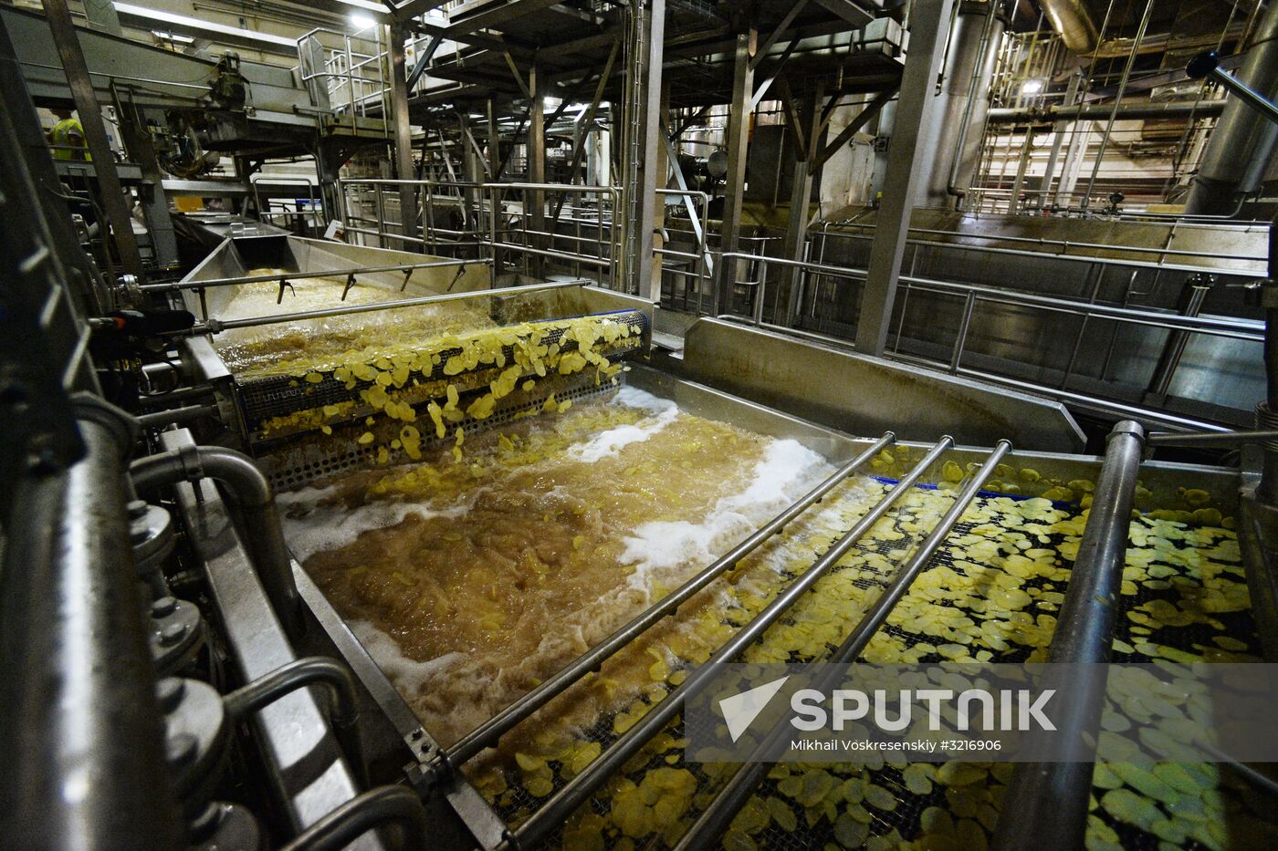 New snack production line opens at PepsiCo plant