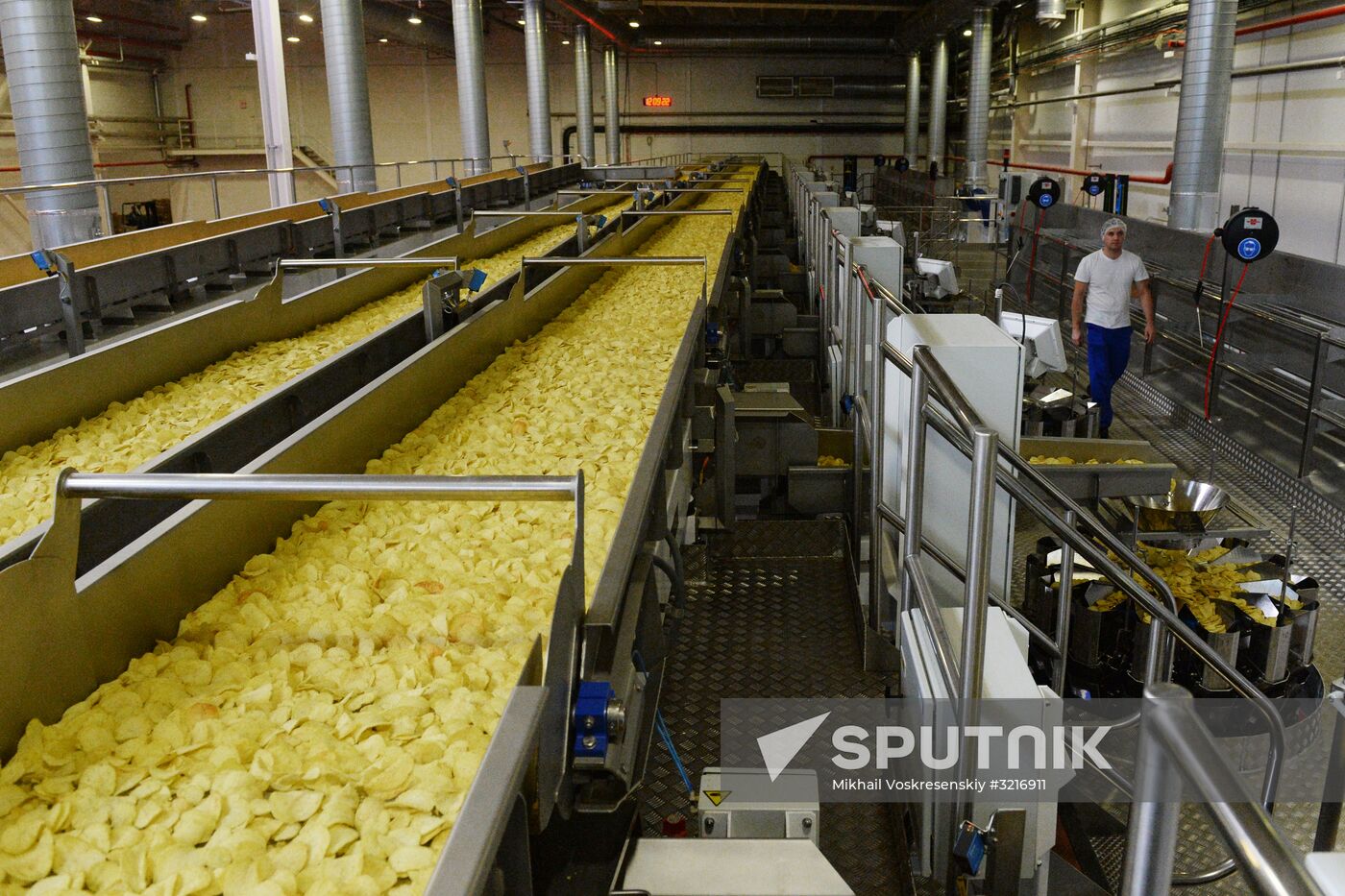 New snack production line opens at PepsiCo plant