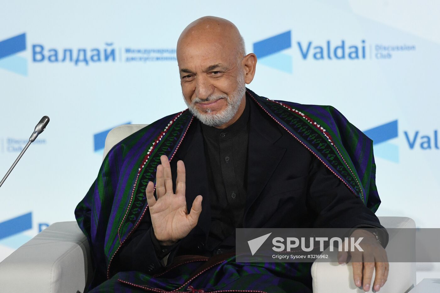 Final plenary session of Valdai International Discussion Club meeting