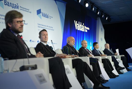 Russian President Vladimir Putin takes part in final plenary session of Valdai International Discussion Club meeting