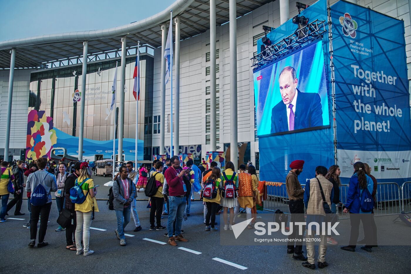 Broadcast of Vladimir Putin speech at Valdai Club