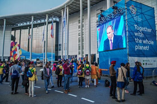 Broadcast of Vladimir Putin speech at Valdai Club