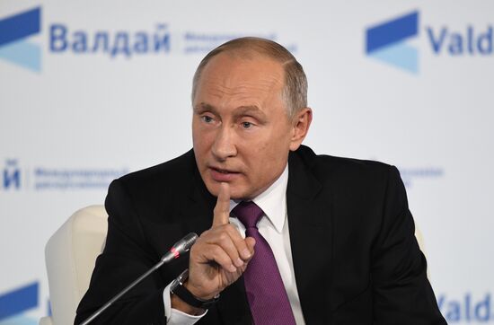 Russian President Vladimir Putin takes part in final plenary session of Valdai International Discussion Club meeting