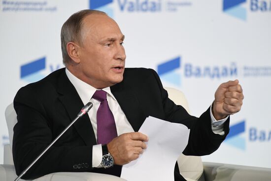 Russian President Vladimir Putin takes part in final plenary session of Valdai International Discussion Club meeting
