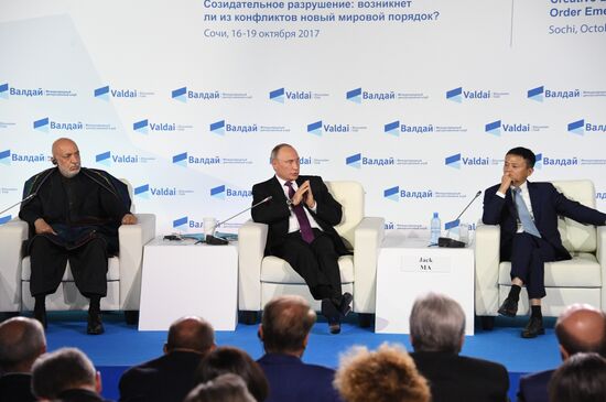 Russian President Vladimir Putin takes part in final plenary session of Valdai International Discussion Club meeting