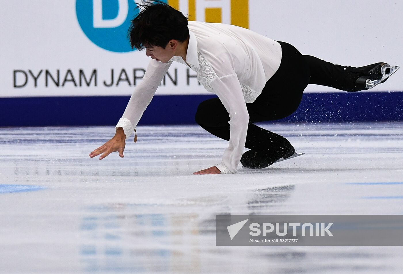 ISU Grand Prix of Figure Skating. Stage One. Men's short program