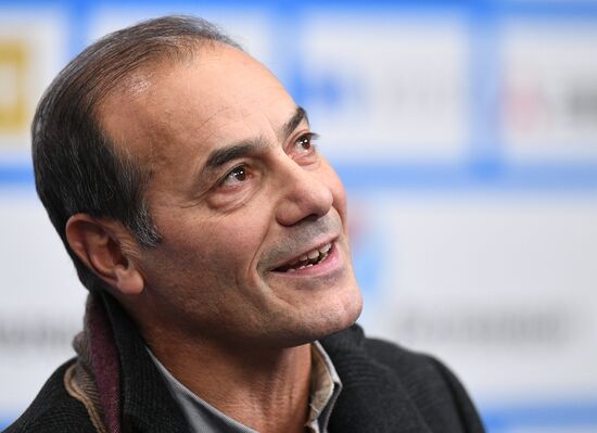 ISU Grand Prix of Figure Skating. Stage One. Men's short program