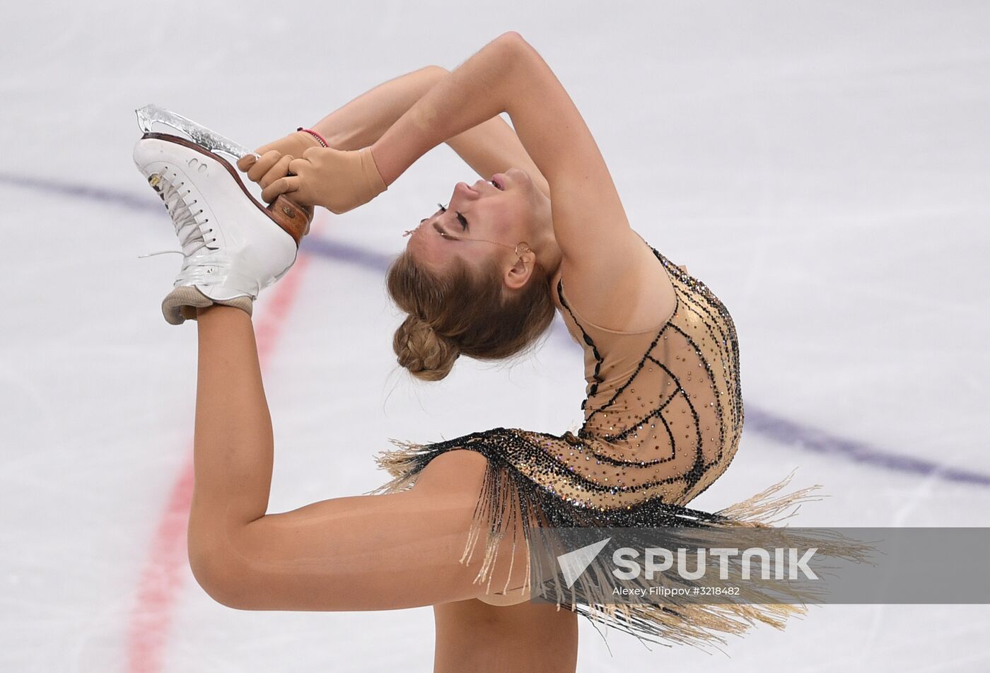 ISU Grand Prix of Figure Skating. Stage One. Women's short program