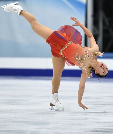 ISU Grand Prix of Figure Skating. Stage One. Women's short program