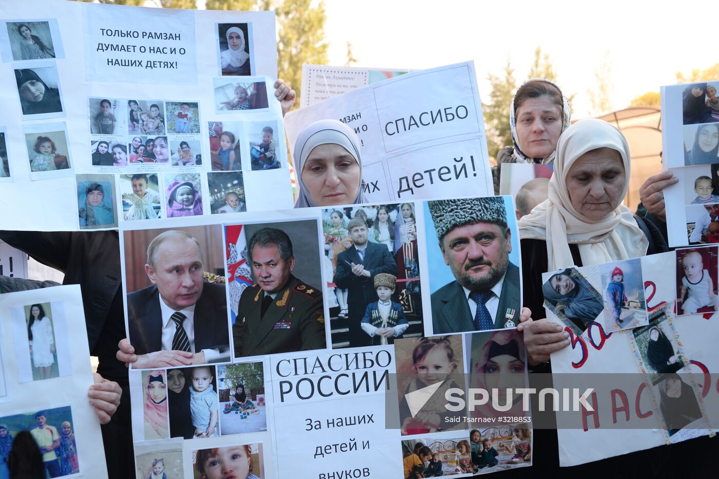 Russian children rescued in Syria are met at Grozny airport