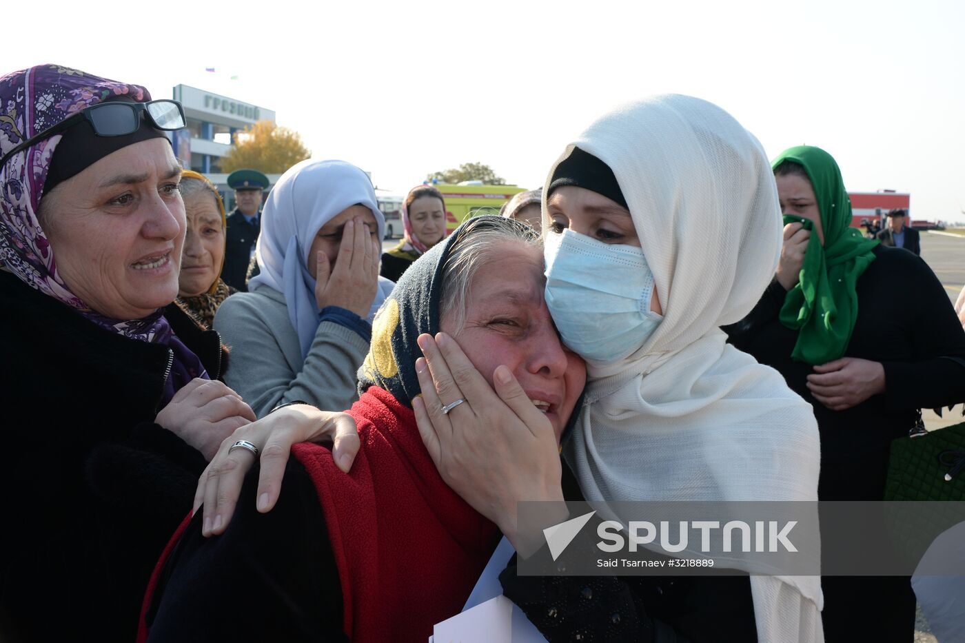 Russian children rescued in Syria are met at Grozny airport