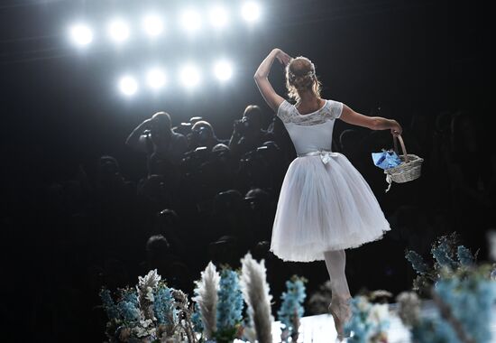 Mercedes-Benz Fashion Week Russia. Day One