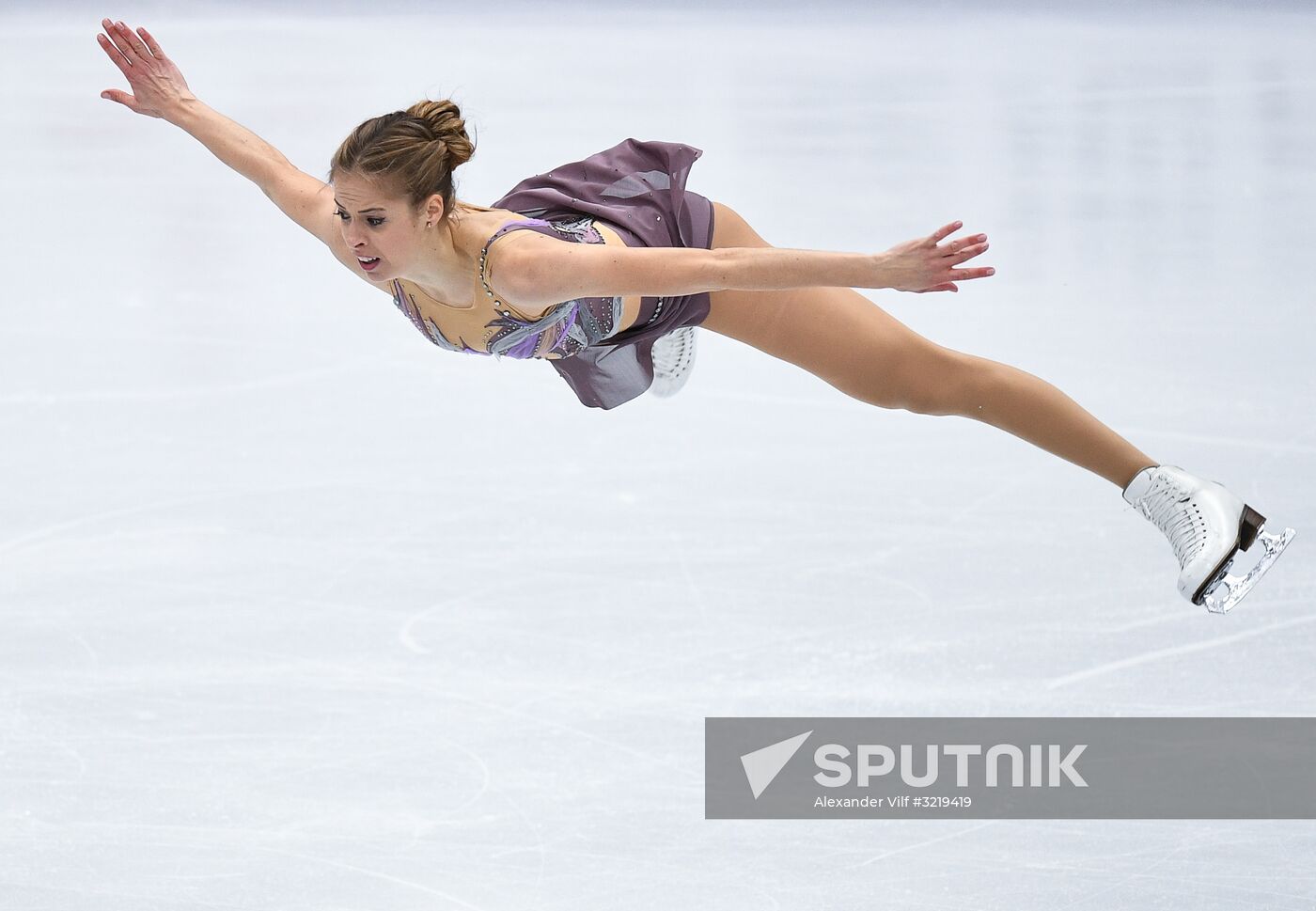 ISU Grand Prix of Figure Skating. Stage One. Women's free skate