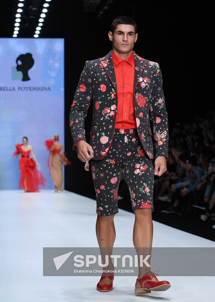 Mercedes-Benz Fashion Week Russia. Day One