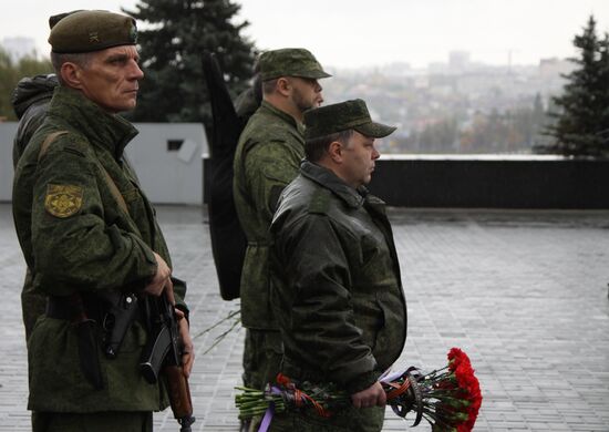 White Cranes Commemoration Day of Fallen Soldiers