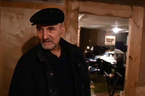 Rock musician and actor Pyotr Mamonov