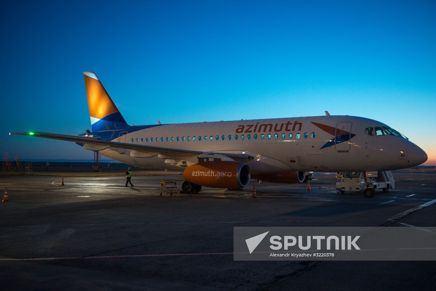 Azimut Airlines' first flight from Novosibirsk