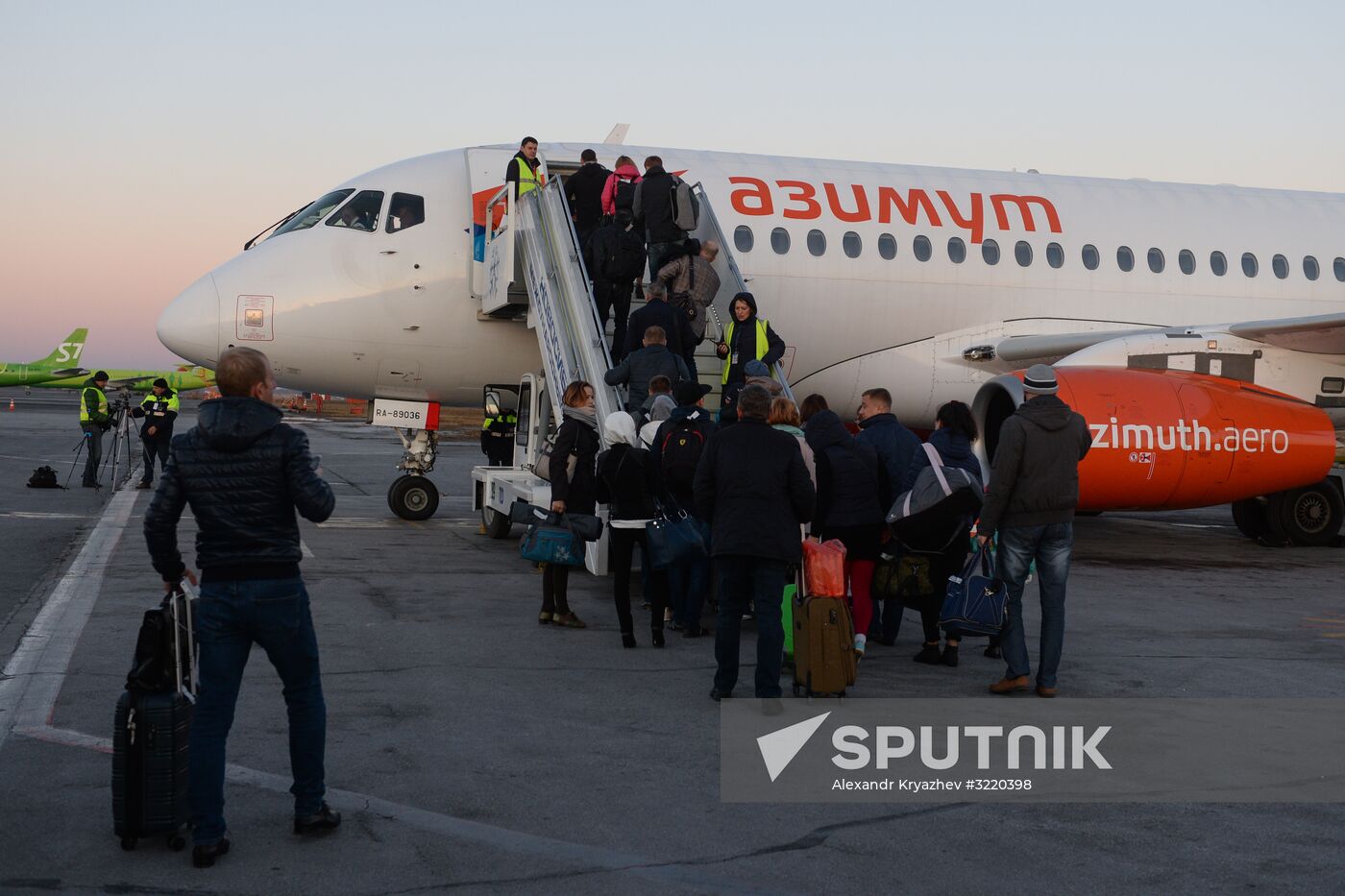 Azimut Airlines' first flight from Novosibirsk