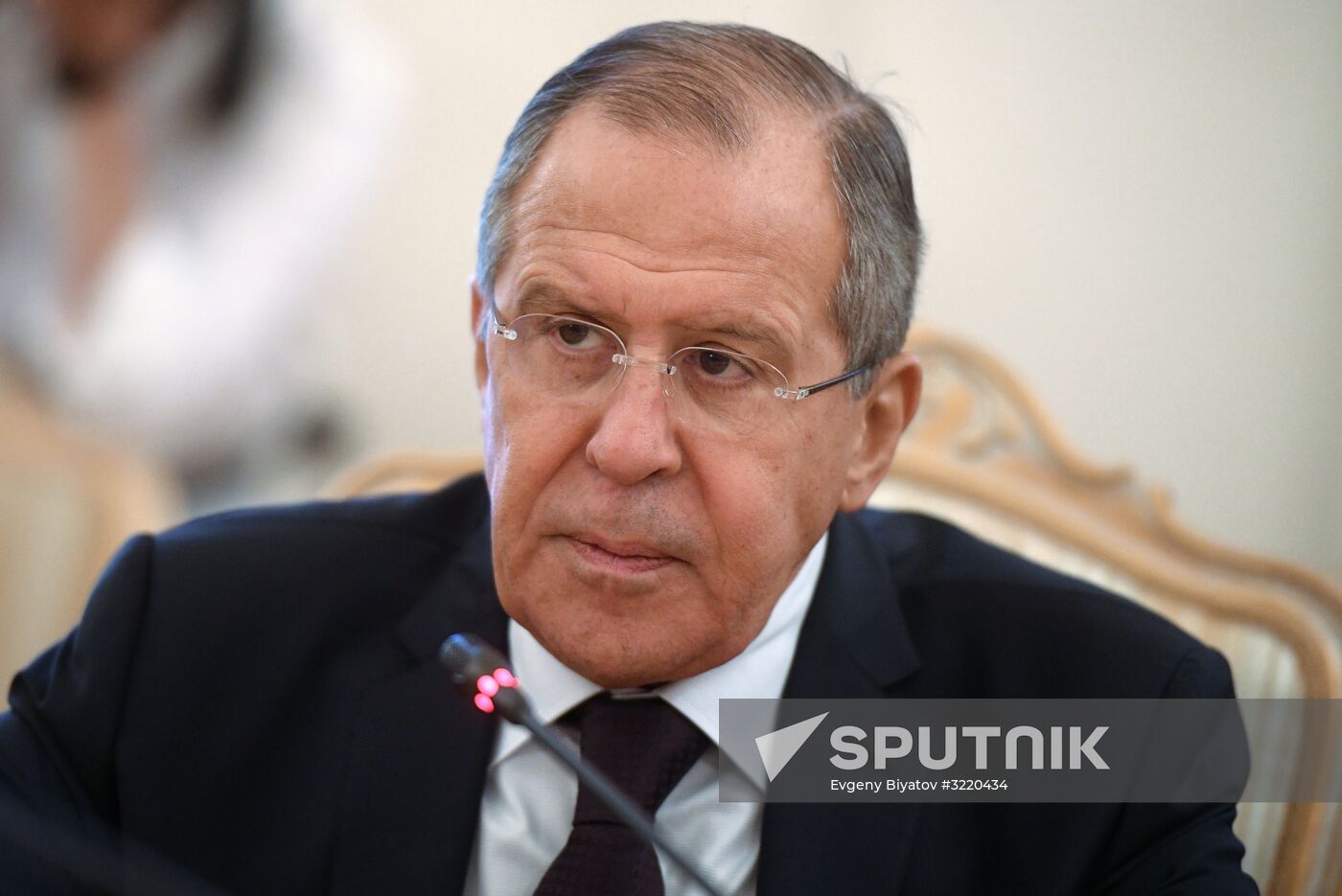 Russian Foreign Minister Sergei Lavrov meets with Iraqi Foreign Minister Ibrahim al-Jaafari