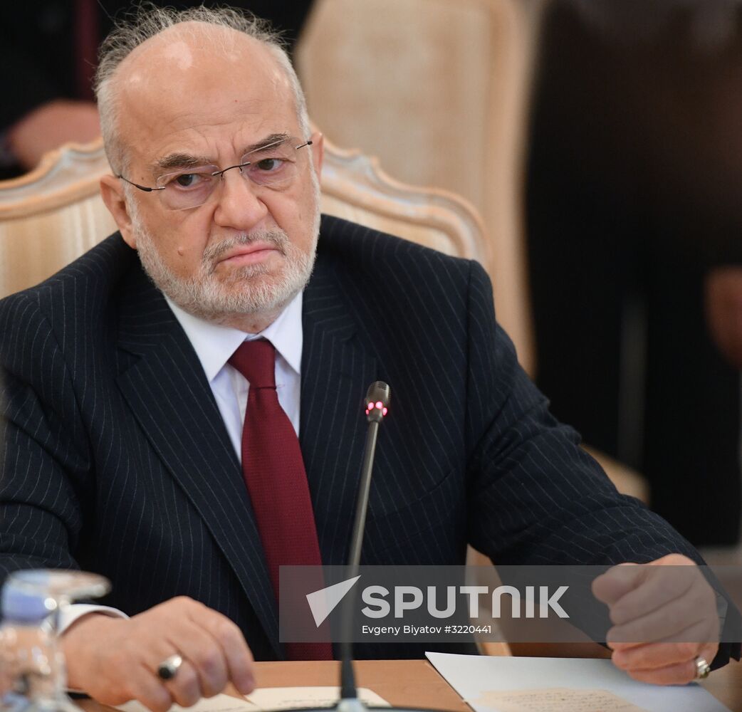 Russian Foreign Minister Sergei Lavrov meets with Iraqi Foreign Minister Ibrahim al-Jaafari