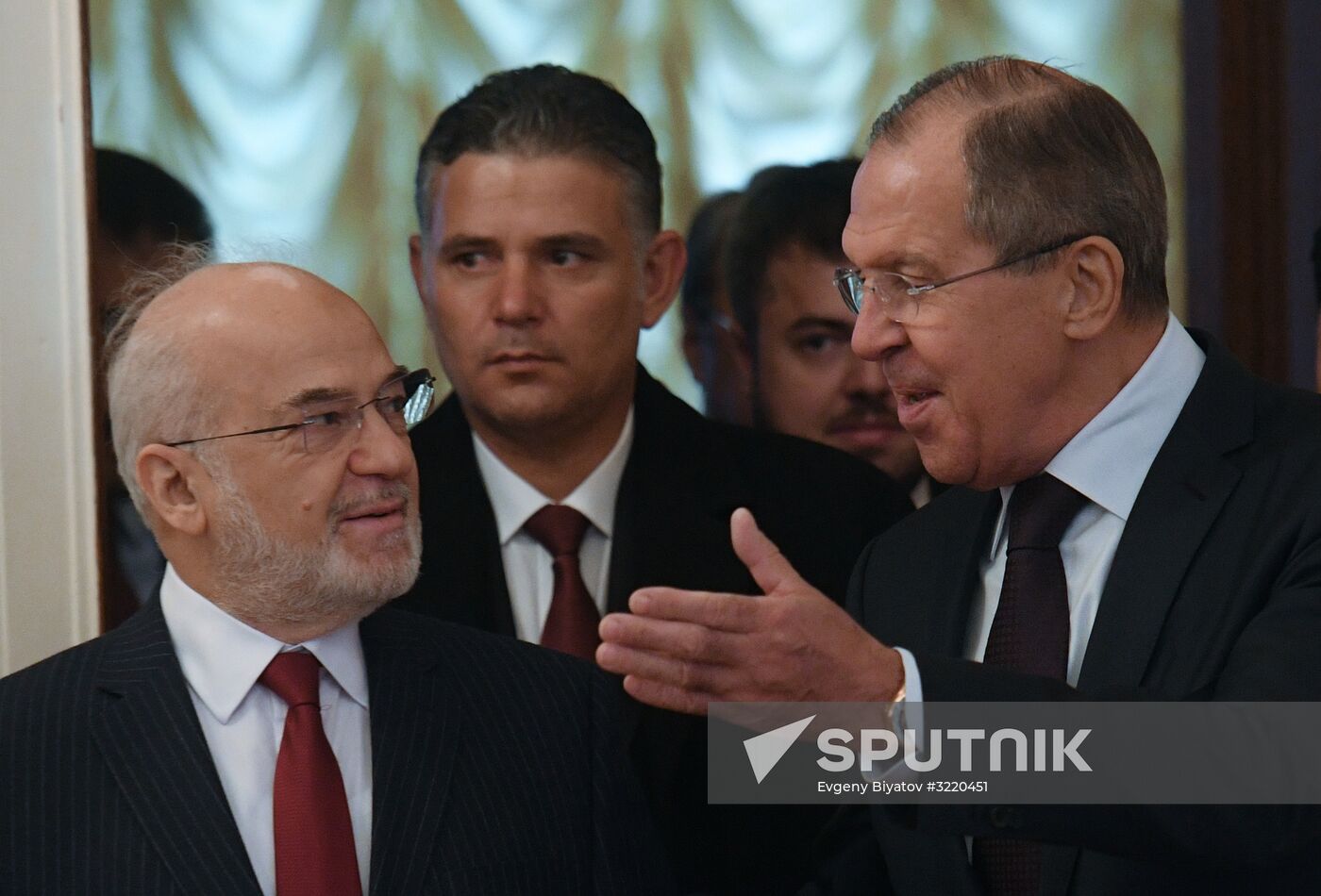Russian Foreign Minister Sergei Lavrov meets with Iraqi Foreign Minister Ibrahim al-Jaafari