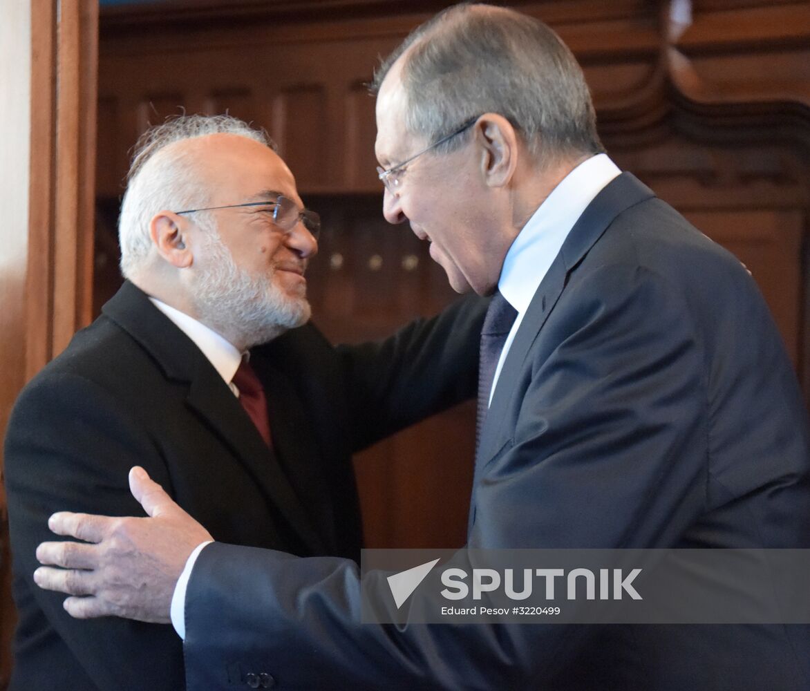 Russian Foreign Minister Sergei Lavrov meets with Iraqi Foreign Minister Ibrahim al-Jaafari