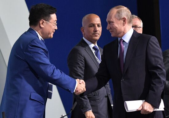 President Vladimir Putin at plenary session of the VTB Capital's Russia Calling! investment forum
