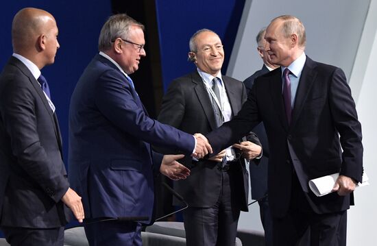 President Vladimir Putin at plenary session of the VTB Capital's Russia Calling! investment forum