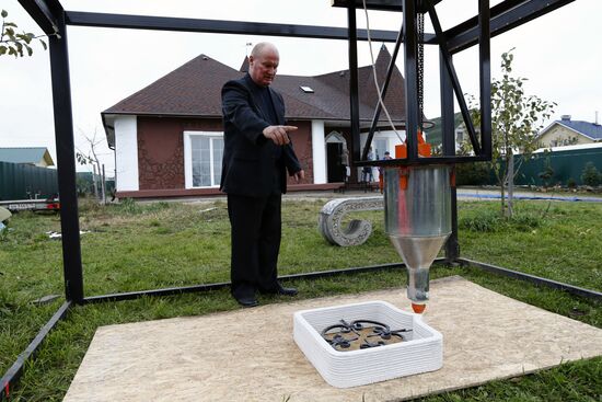 Presentation of 3D printed residential building