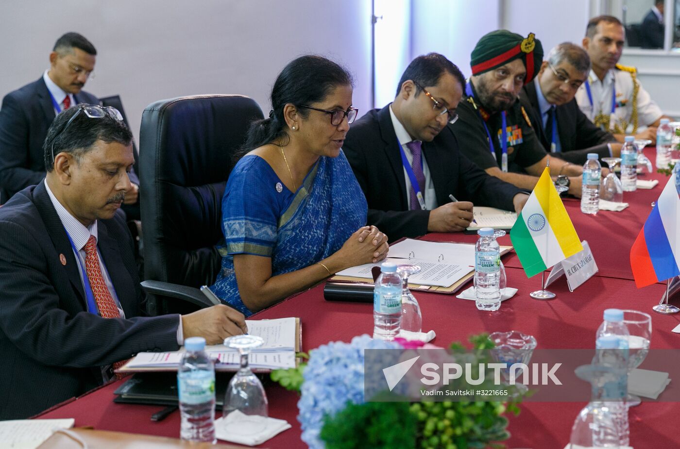 Russian Defense Minister Shoigu visits Philippines