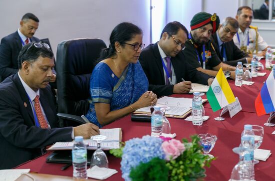 Russian Defense Minister Shoigu visits Philippines