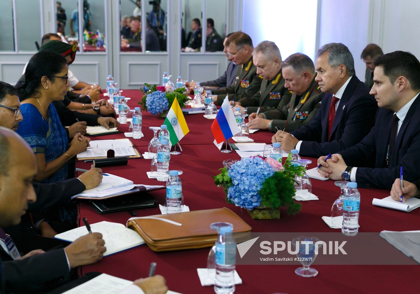 Russian Defense Minister Shoigu visits Philippines