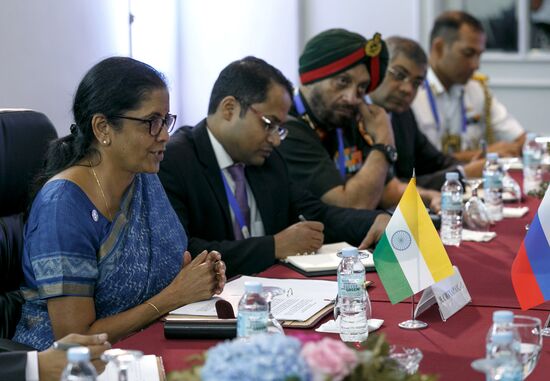 Russian Defense Minister Shoigu visits Philippines