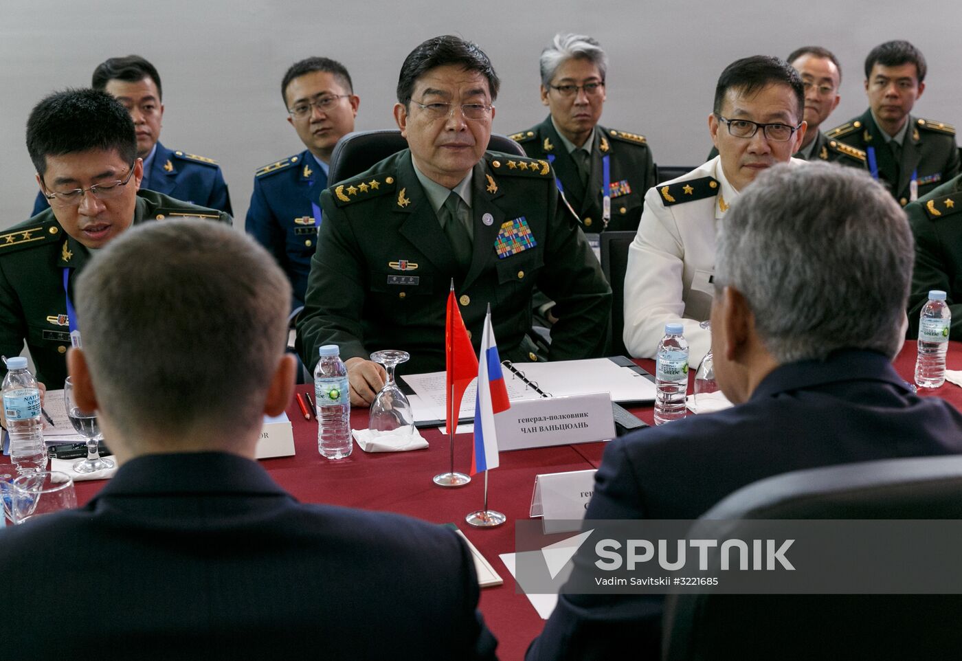 Russian Defense Minister Shoigu visits Philippines