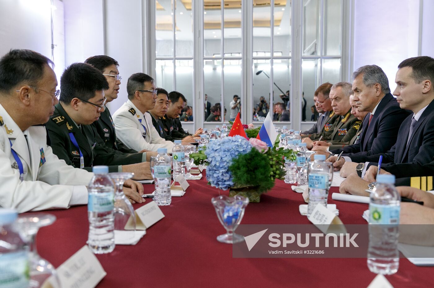 Russian Defense Minister Shoigu visits Philippines