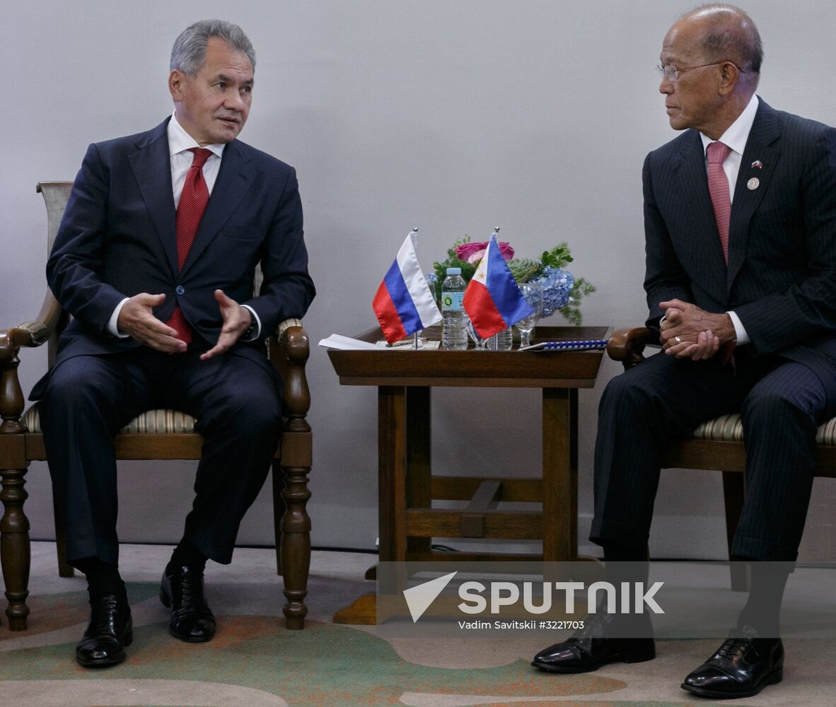 Russian Defense Minister Shoigu visits Philippines
