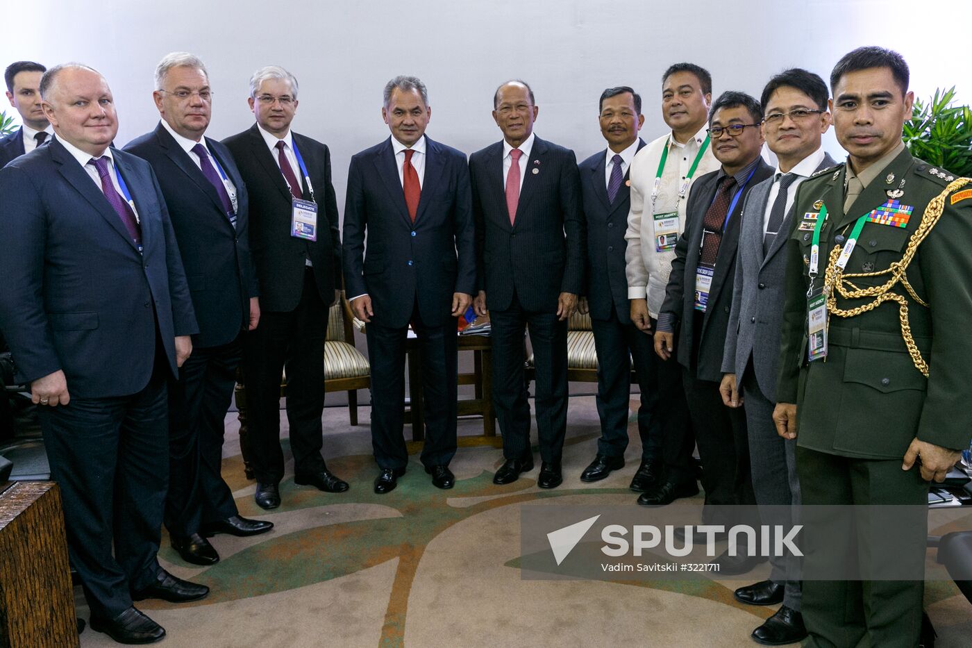 Russian Defense Minister Shoigu visits Philippines