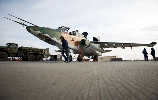 Sukhoi Su-UB crew training in Krasnodar Territory