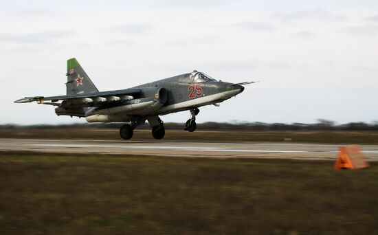 Sukhoi Su-UB crew training in Krasnodar Territory