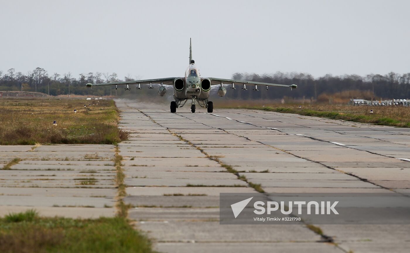 Sukhoi Su-UB crew training in Krasnodar Territory