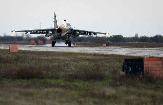 Sukhoi Su-UB crew training in Krasnodar Territory