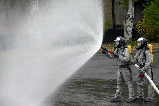 Emergencies Ministry exercise in Donetsk