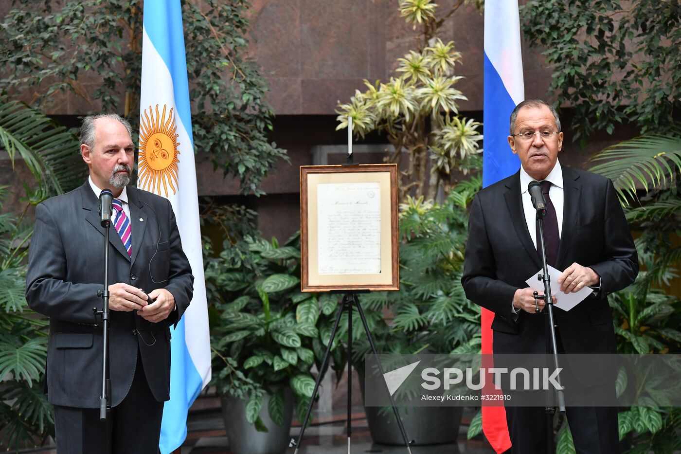 Exhibition of Russian and Argentine foreign ministries' archives opens
