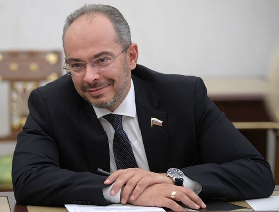 President Vladimir Putin holds meeting with Government members